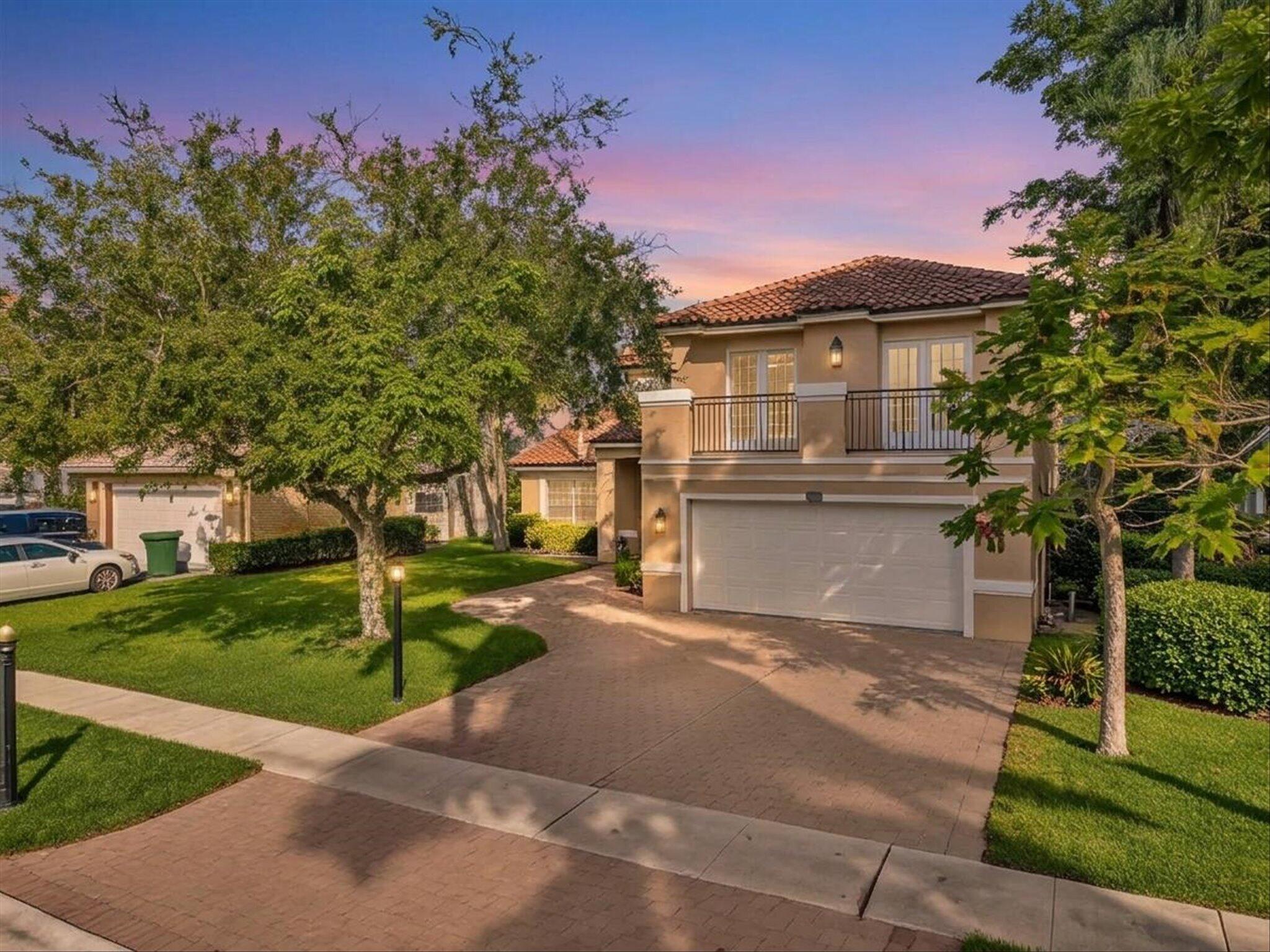 Pembroke Pines photo 2