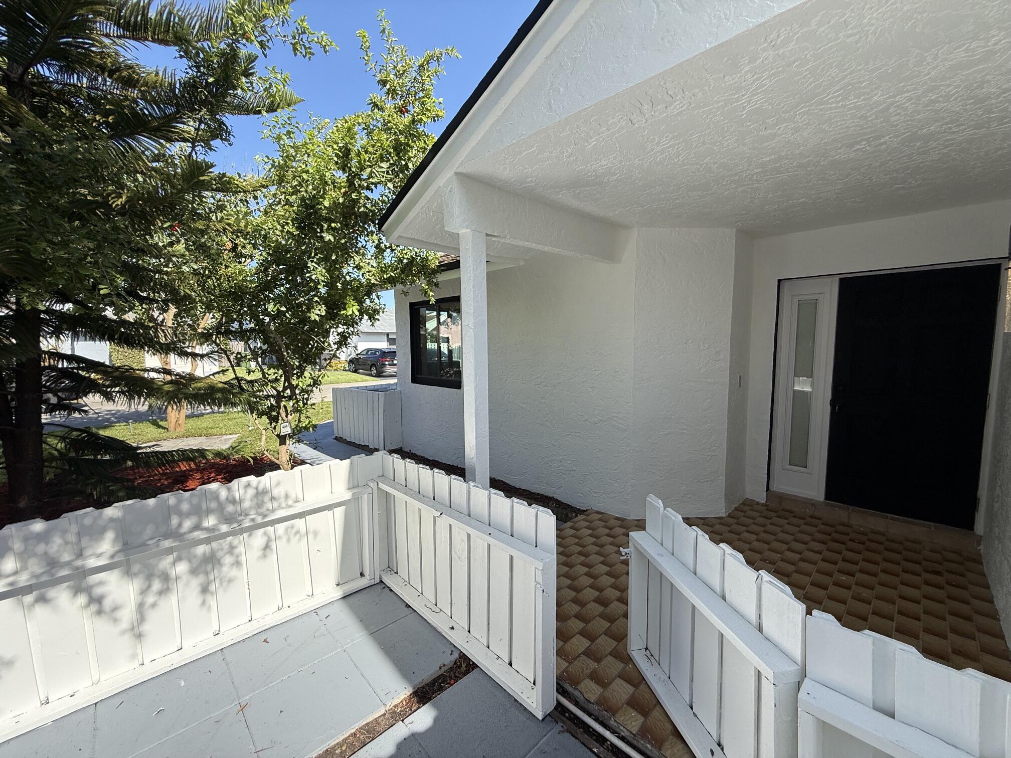 Pembroke Pines photo 5