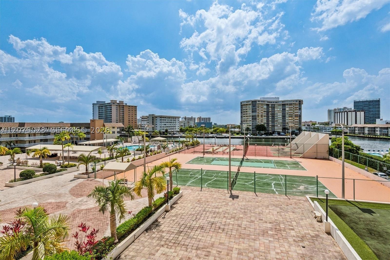 Hallandale Beach photo 3