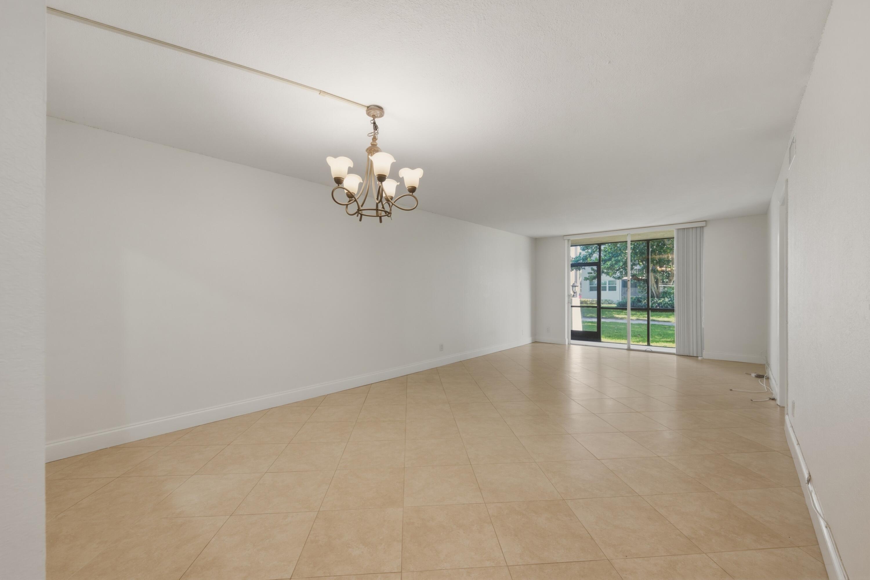 Pembroke Pines photo 3