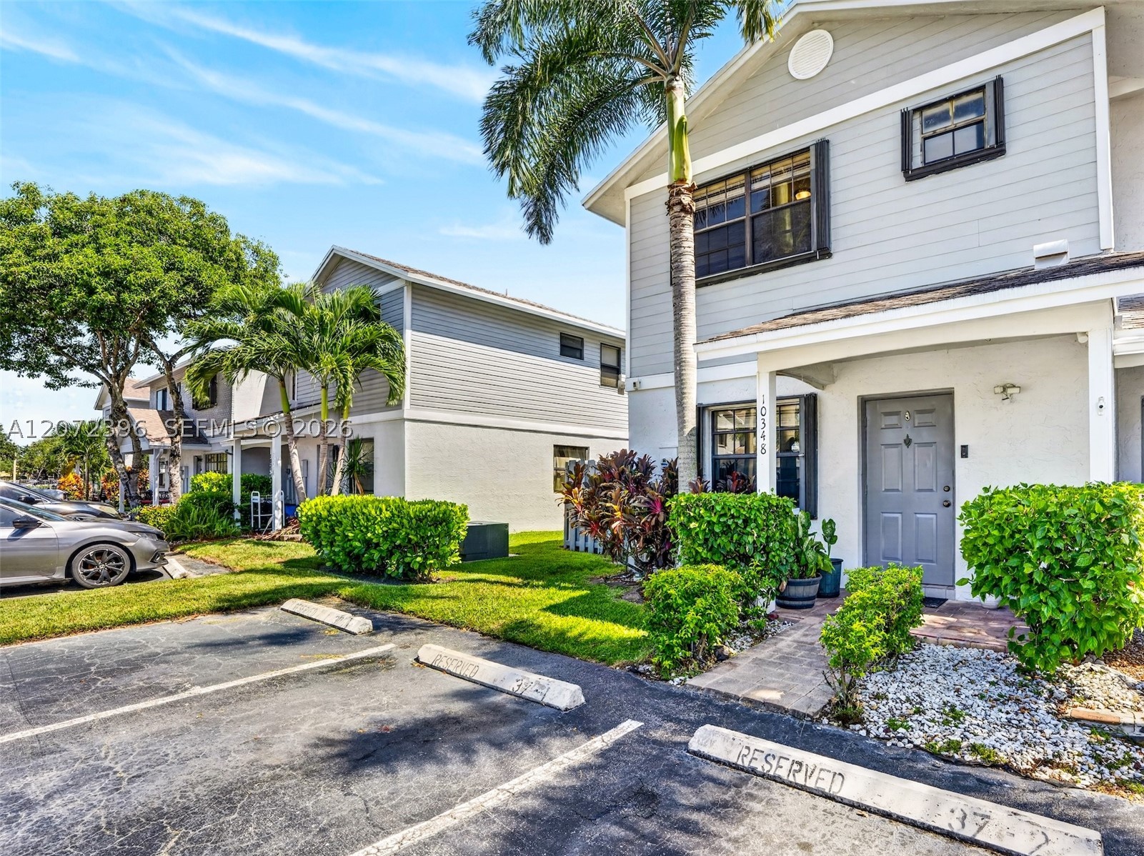 Pembroke Pines photo 5