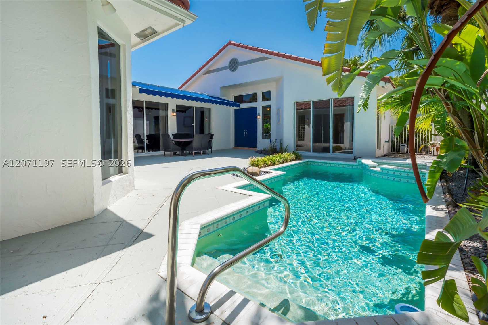 Pembroke Pines photo 2