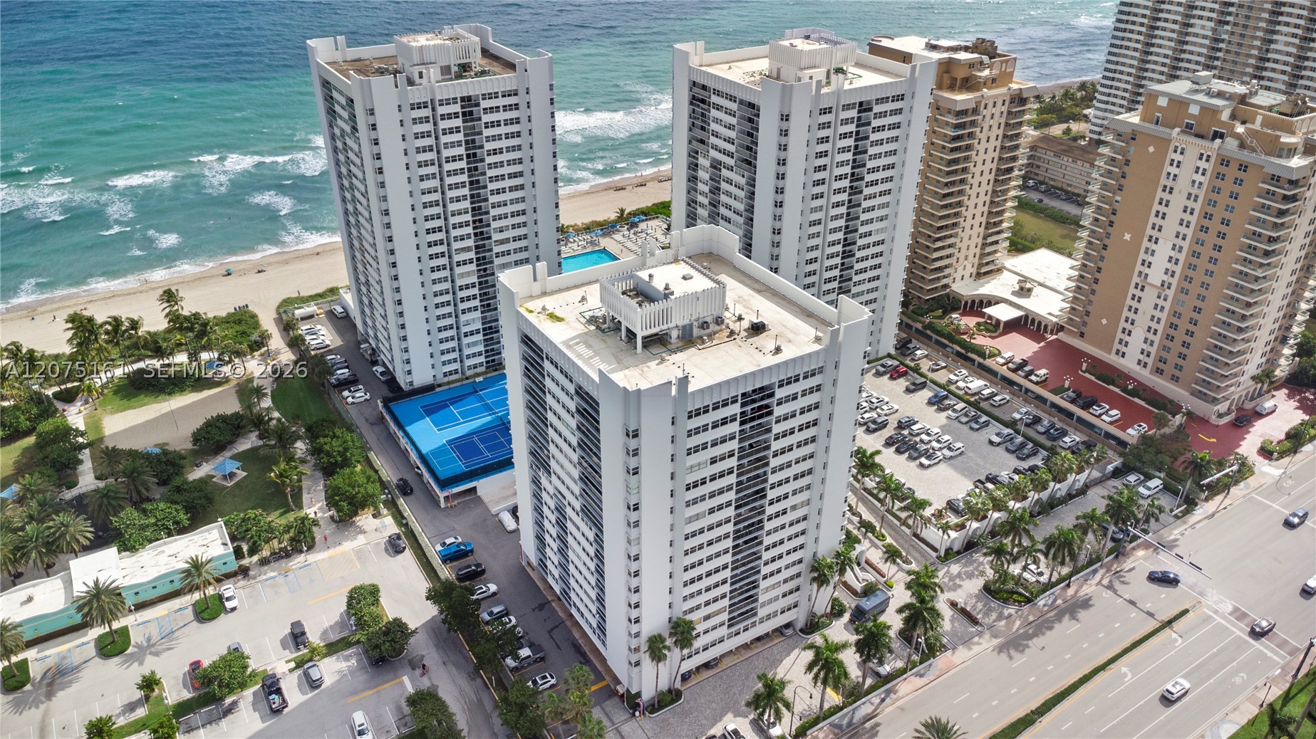 Hallandale Beach photo 3