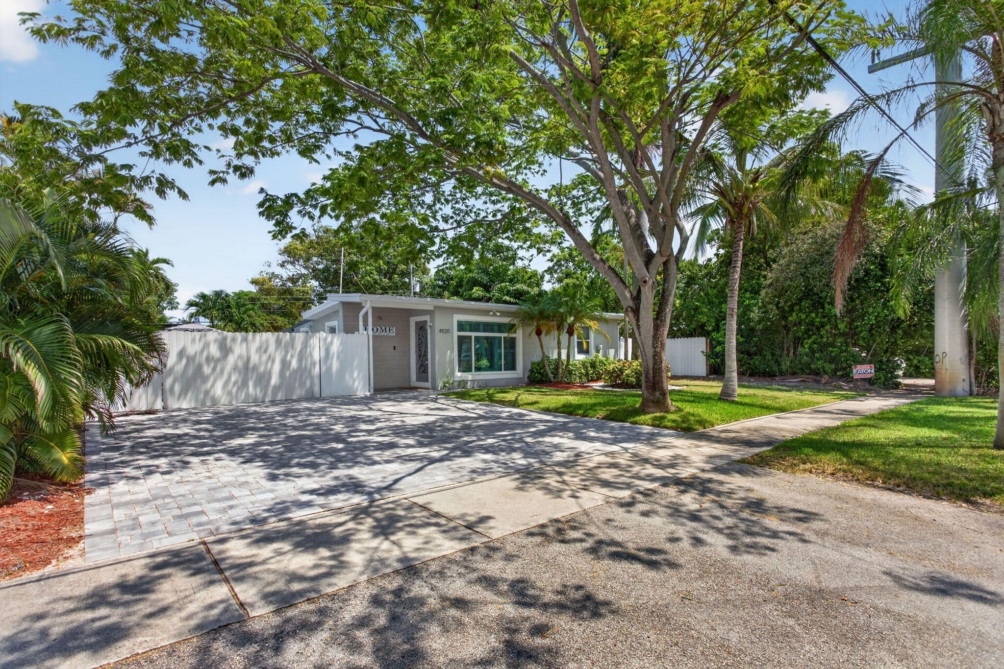 Pompano Beach photo 2