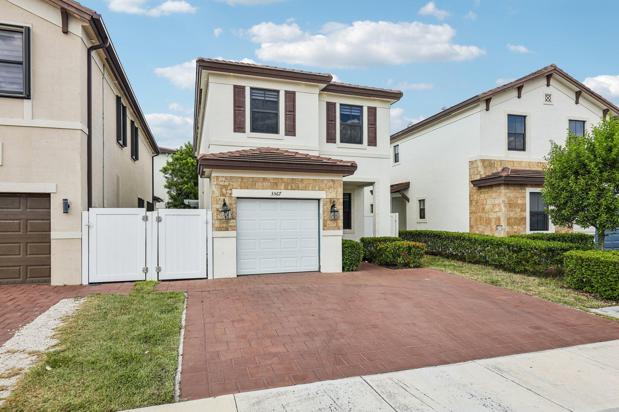 Hialeah photo 3