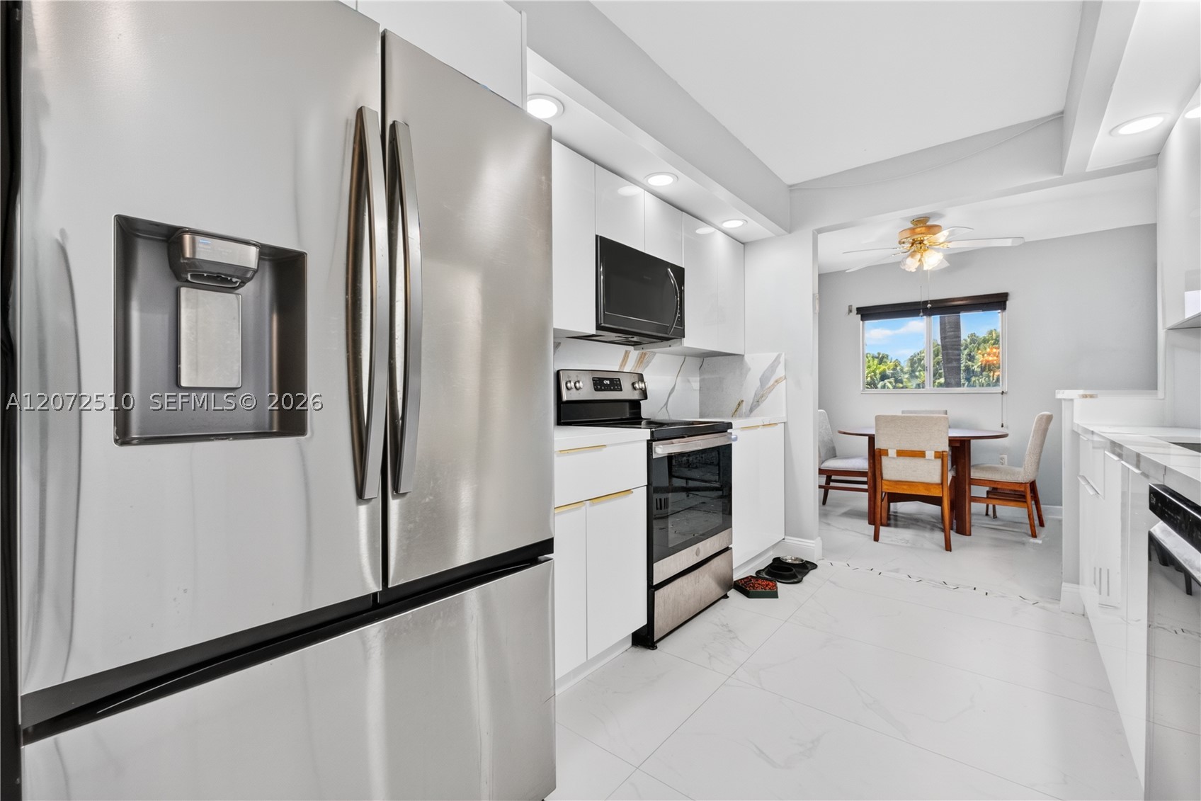 Pembroke Pines photo 4