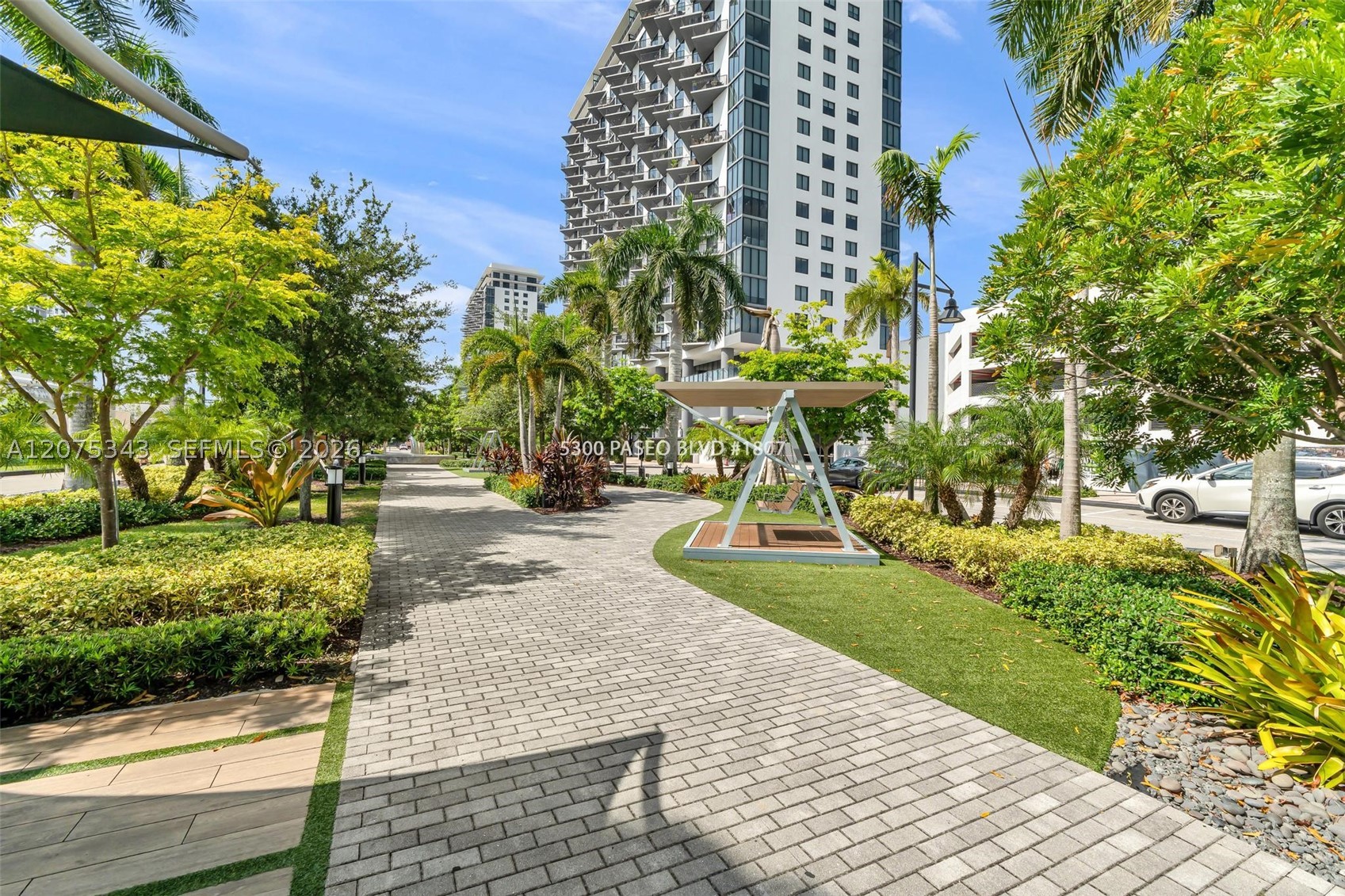 Doral photo 4