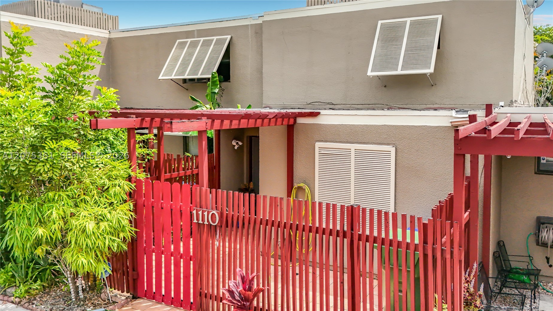 Pembroke Pines photo 4