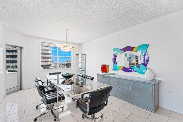 Hallandale Beach photo 2