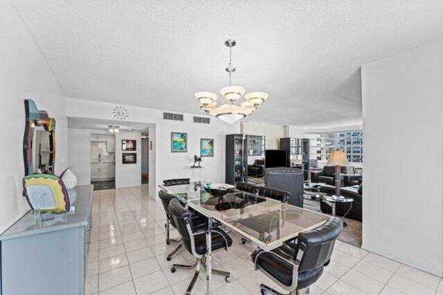 Hallandale Beach photo 4