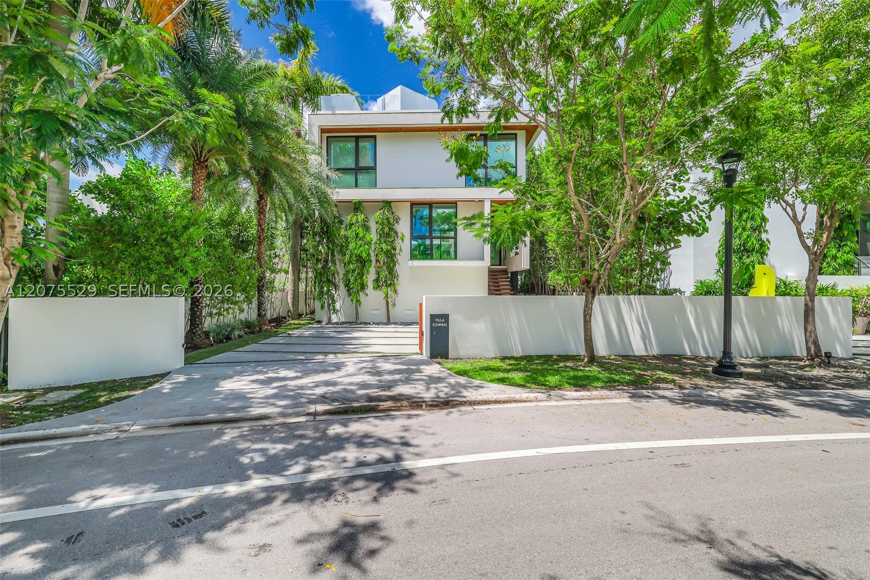 Miami Beach photo 2