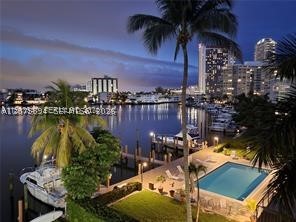 Hallandale Beach photo 1