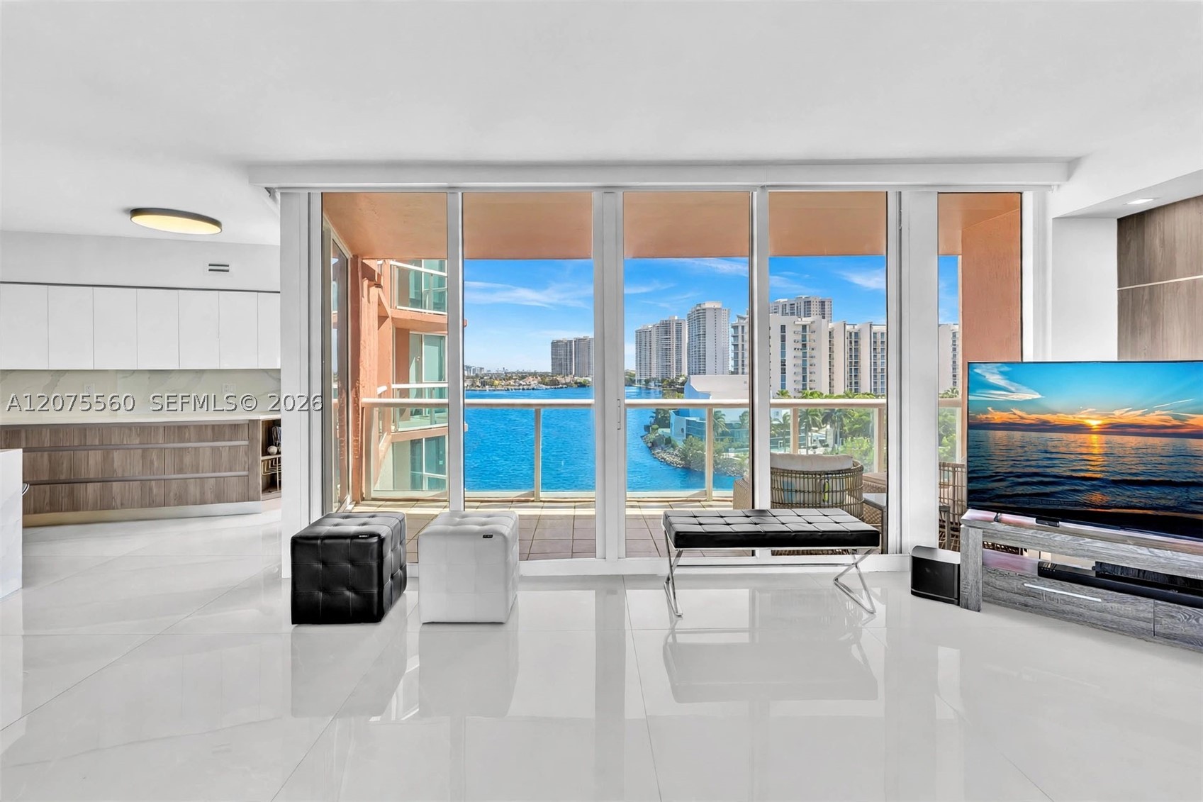 Aventura photo 2
