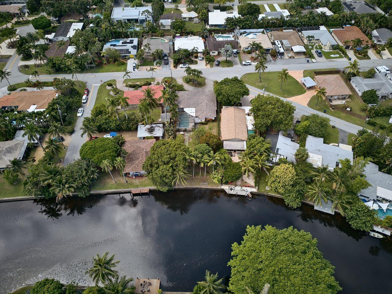 Wilton Manors photo 4