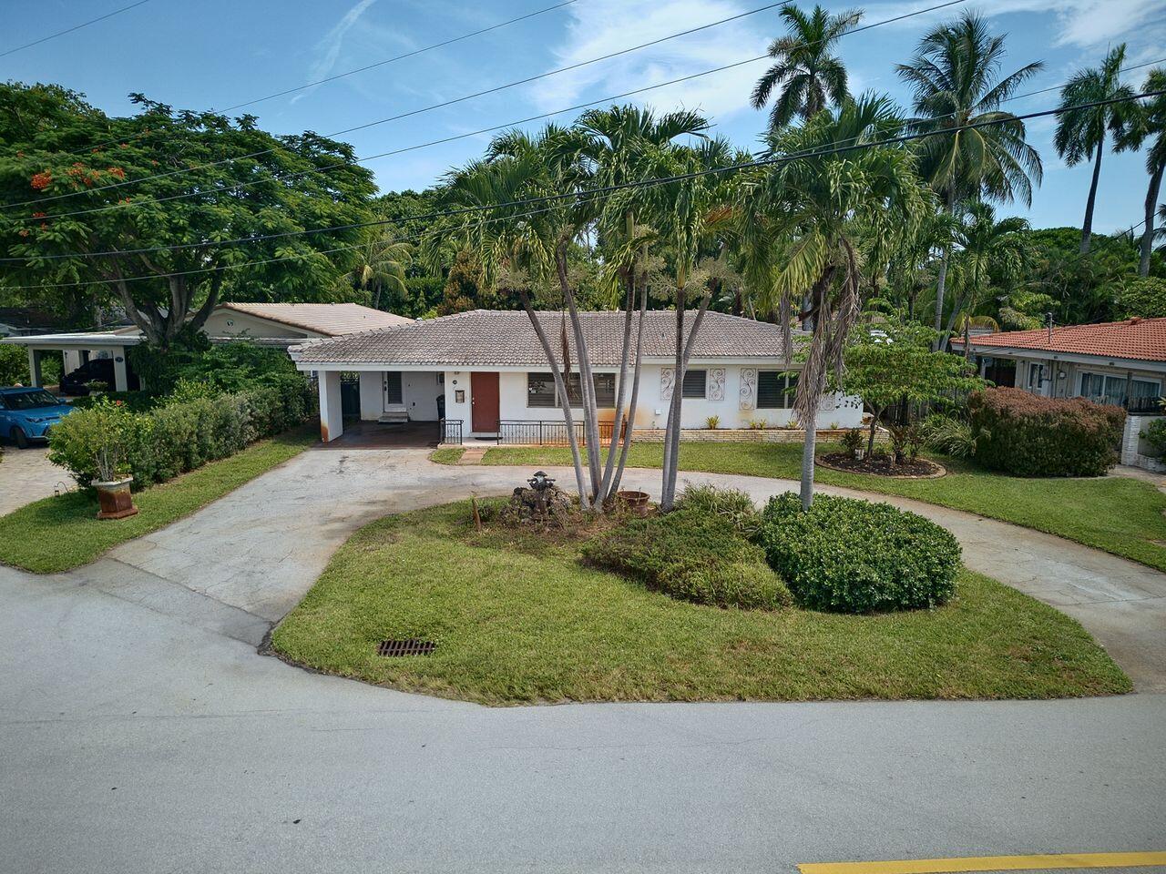 Wilton Manors photo 5