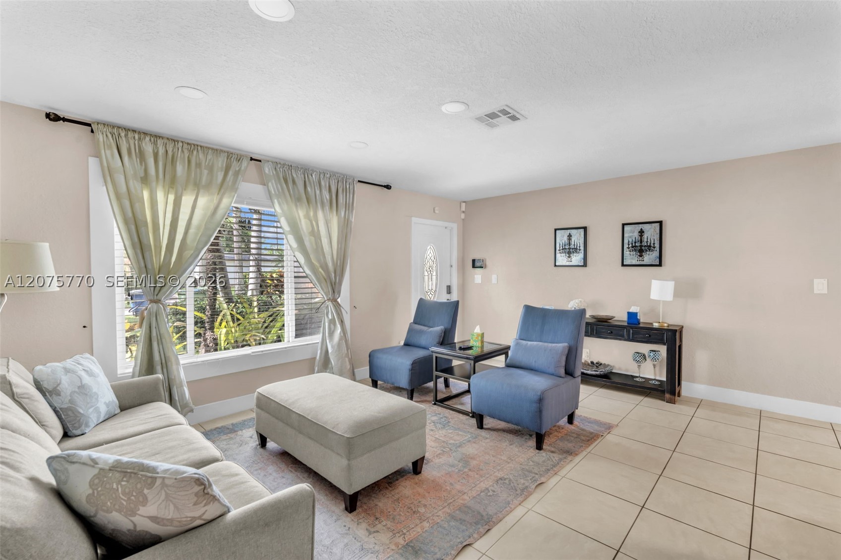 Hallandale Beach photo 5