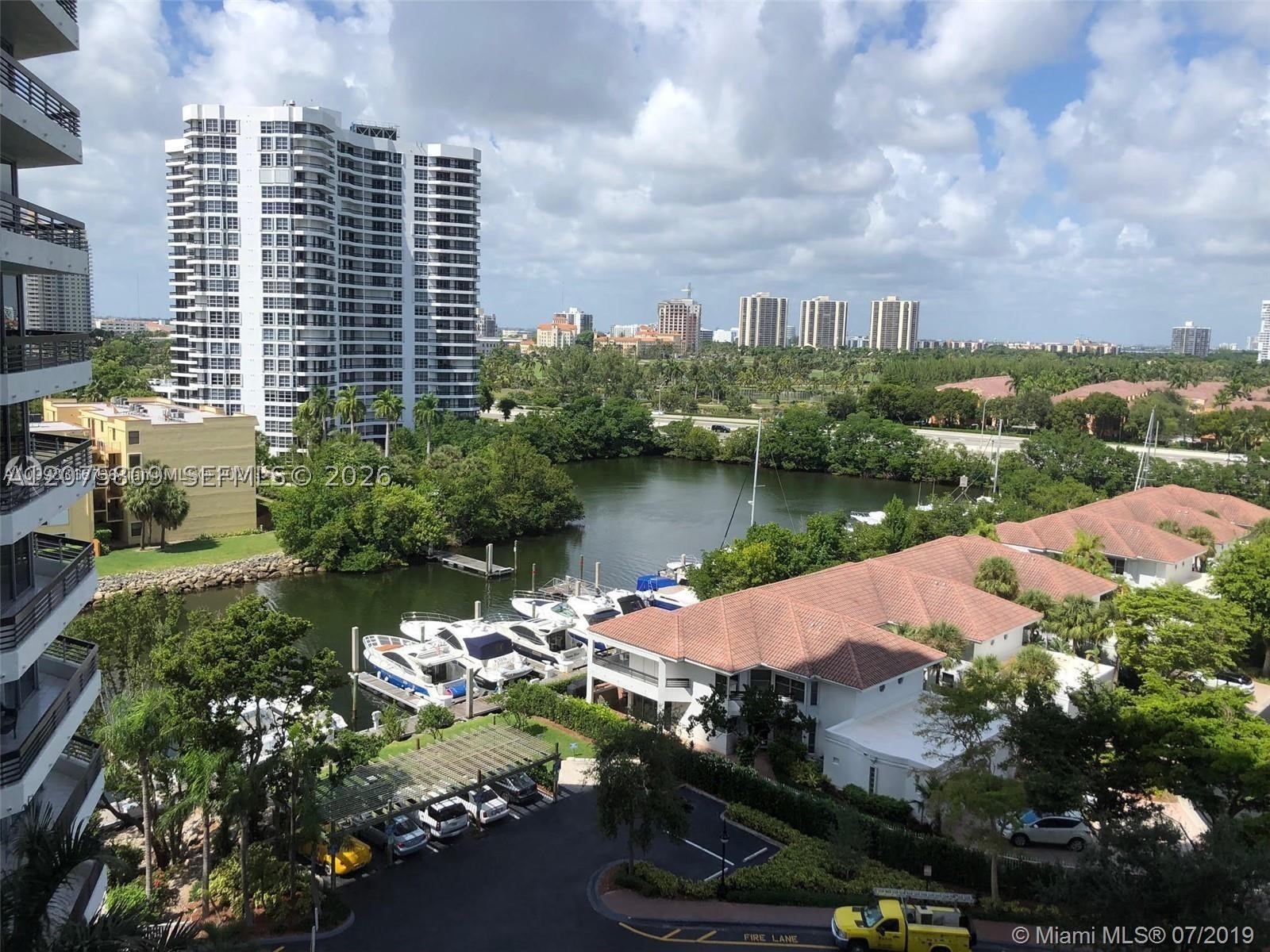 Aventura photo 1