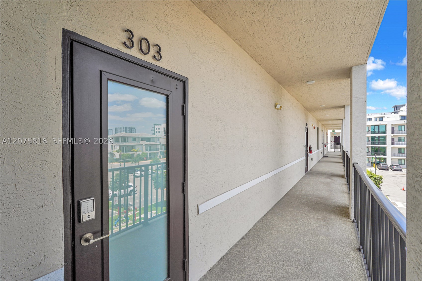 Doral photo 3
