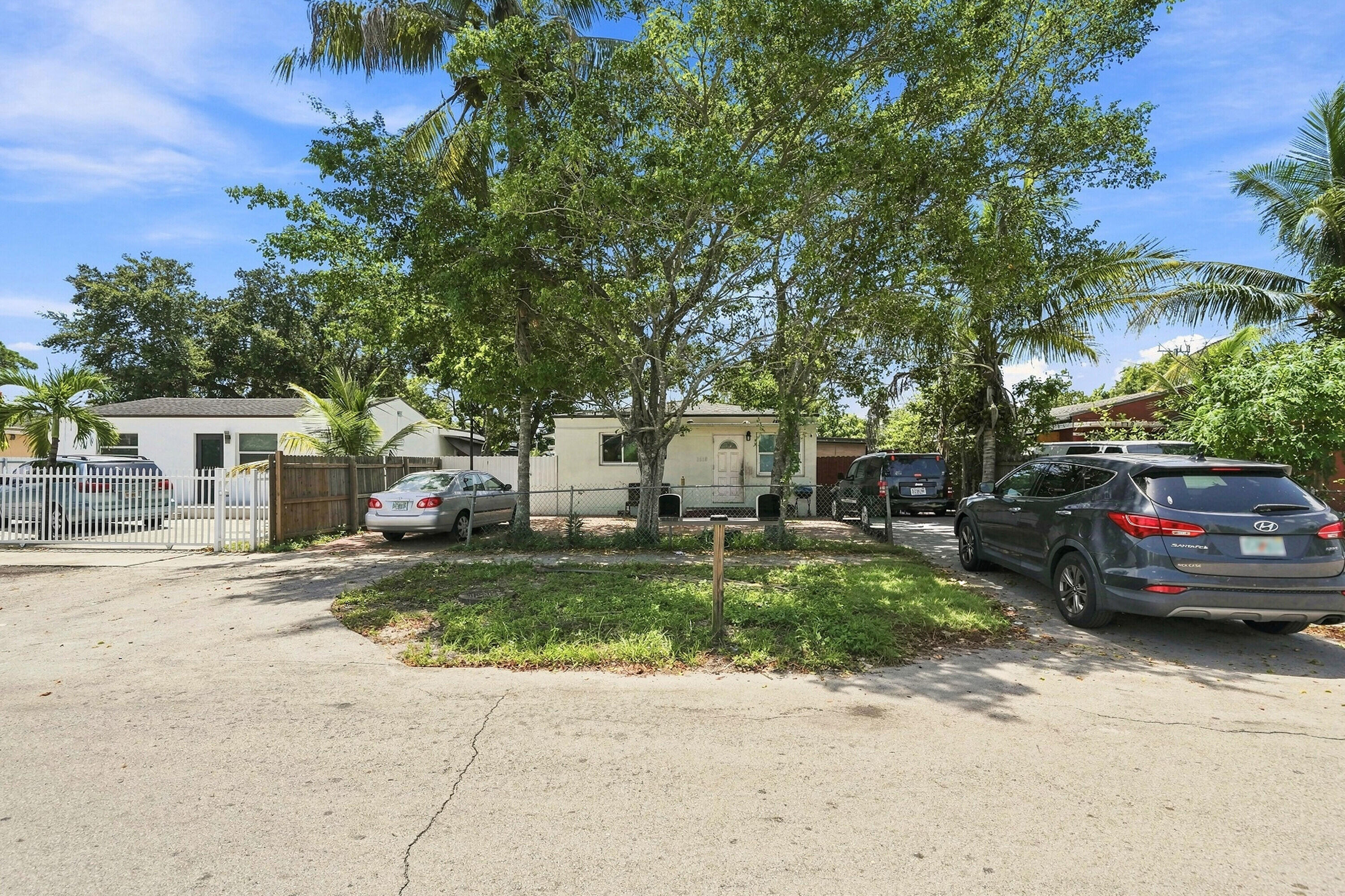 Opa Locka photo 2