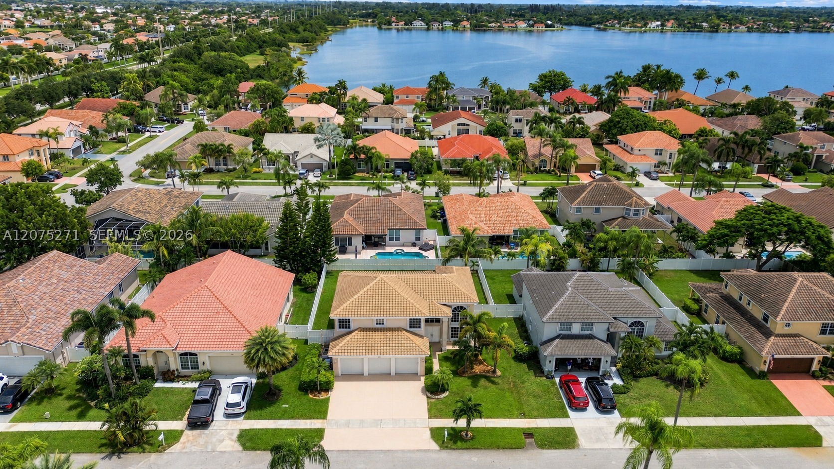 Pembroke Pines photo 4