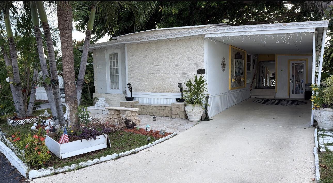 Pompano Beach photo 1