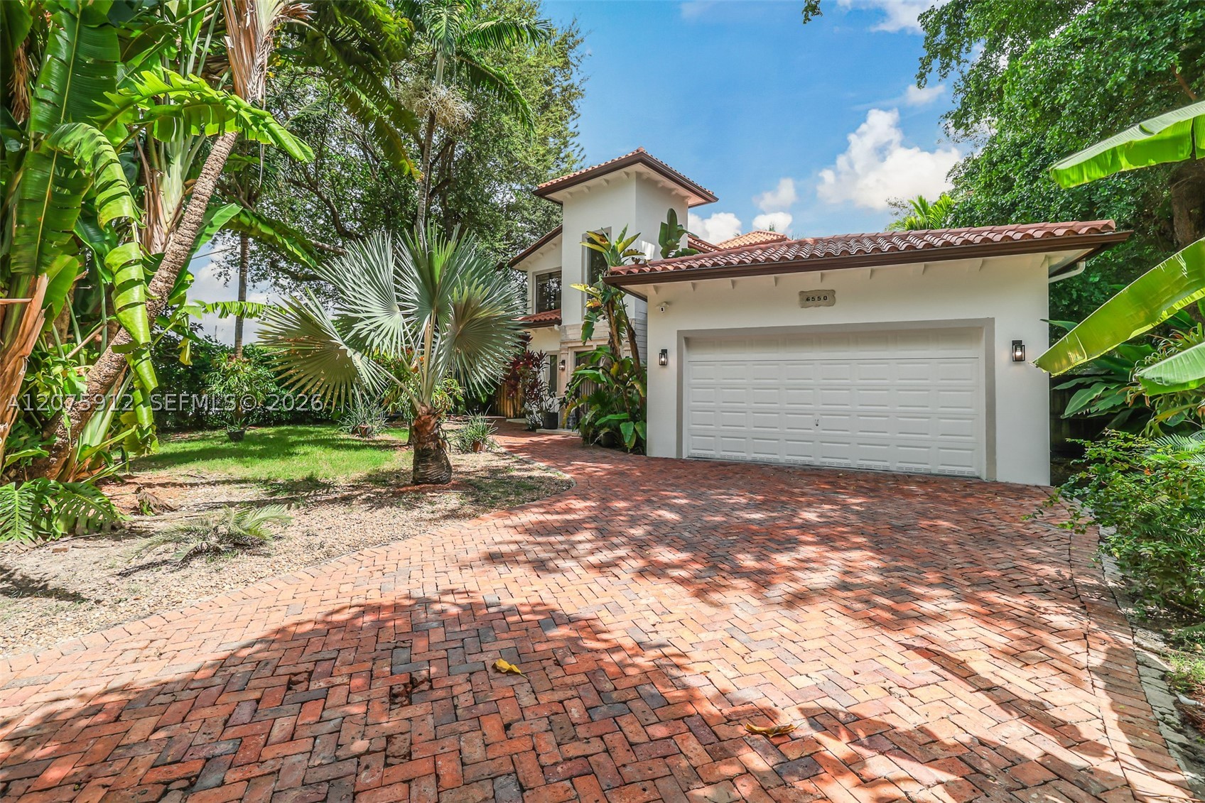 South Miami photo 3