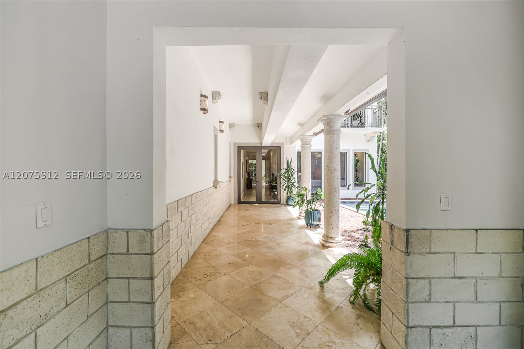 South Miami photo 5