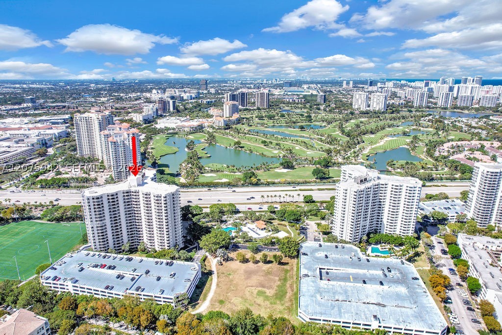 Aventura photo 3