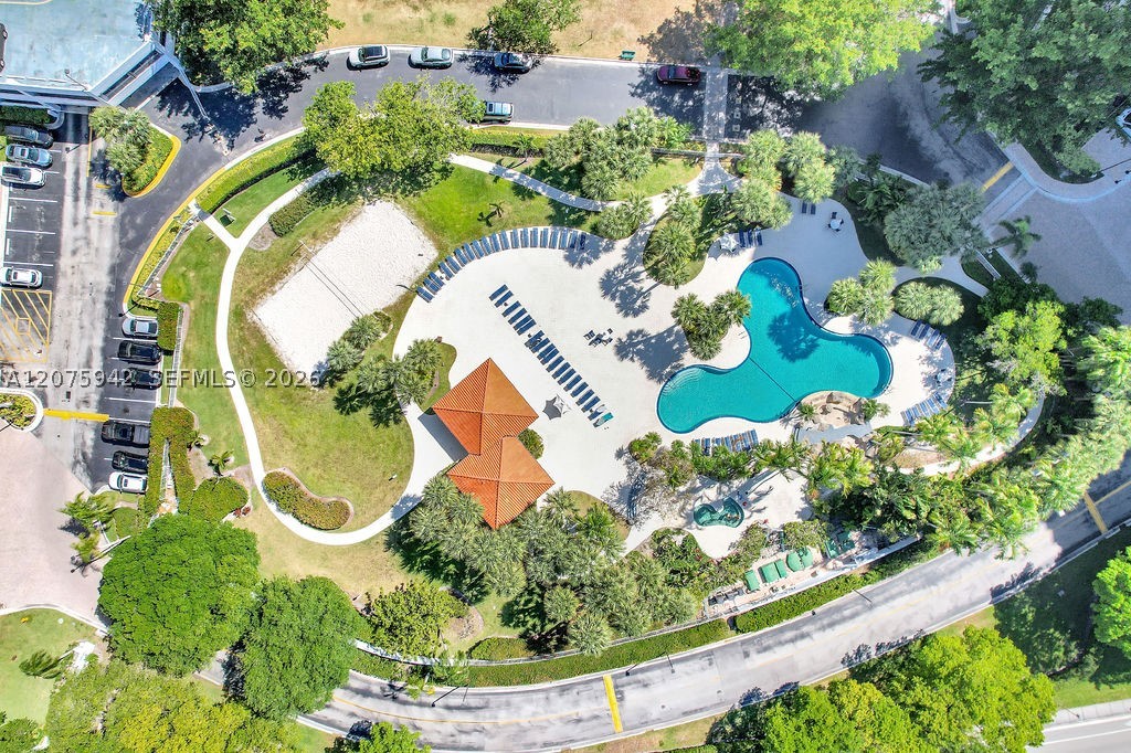 Aventura photo 4