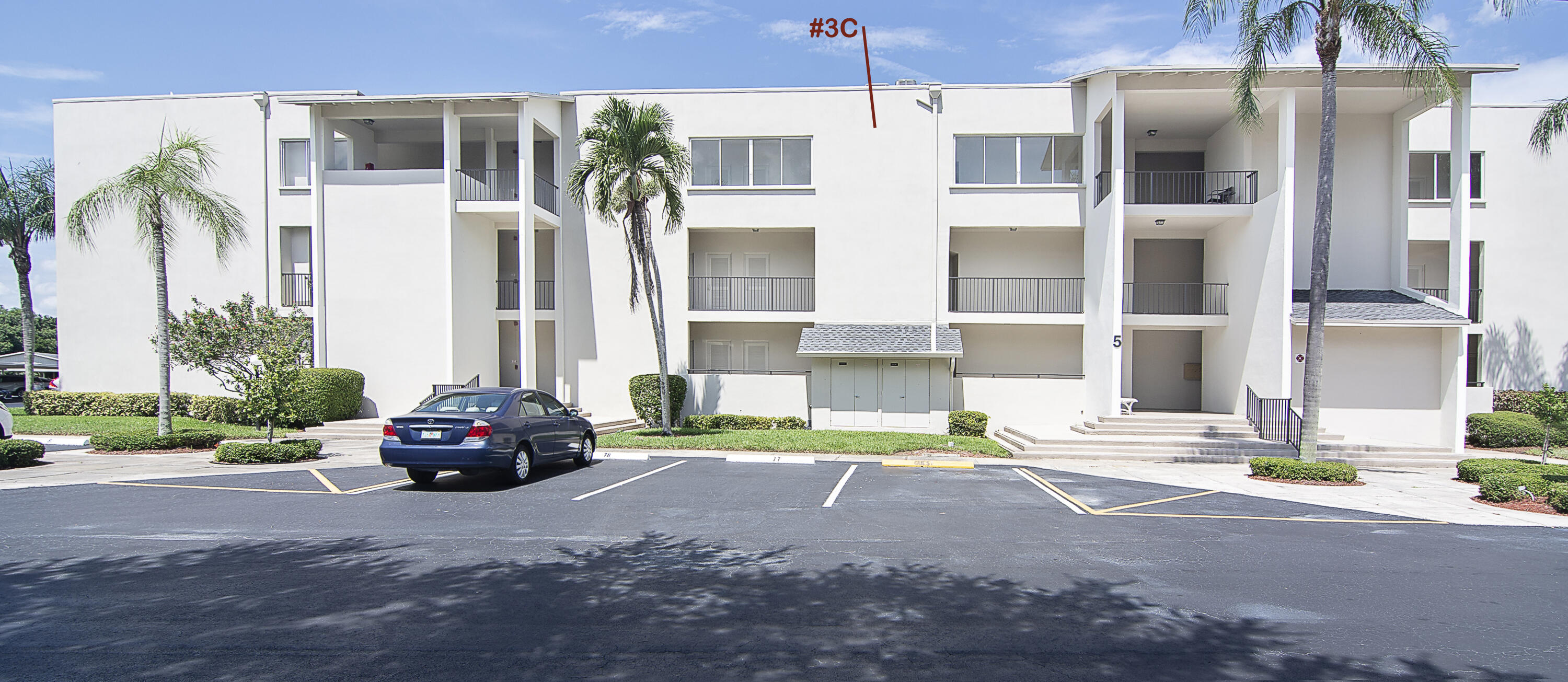 Palm Beach Gardens photo 2