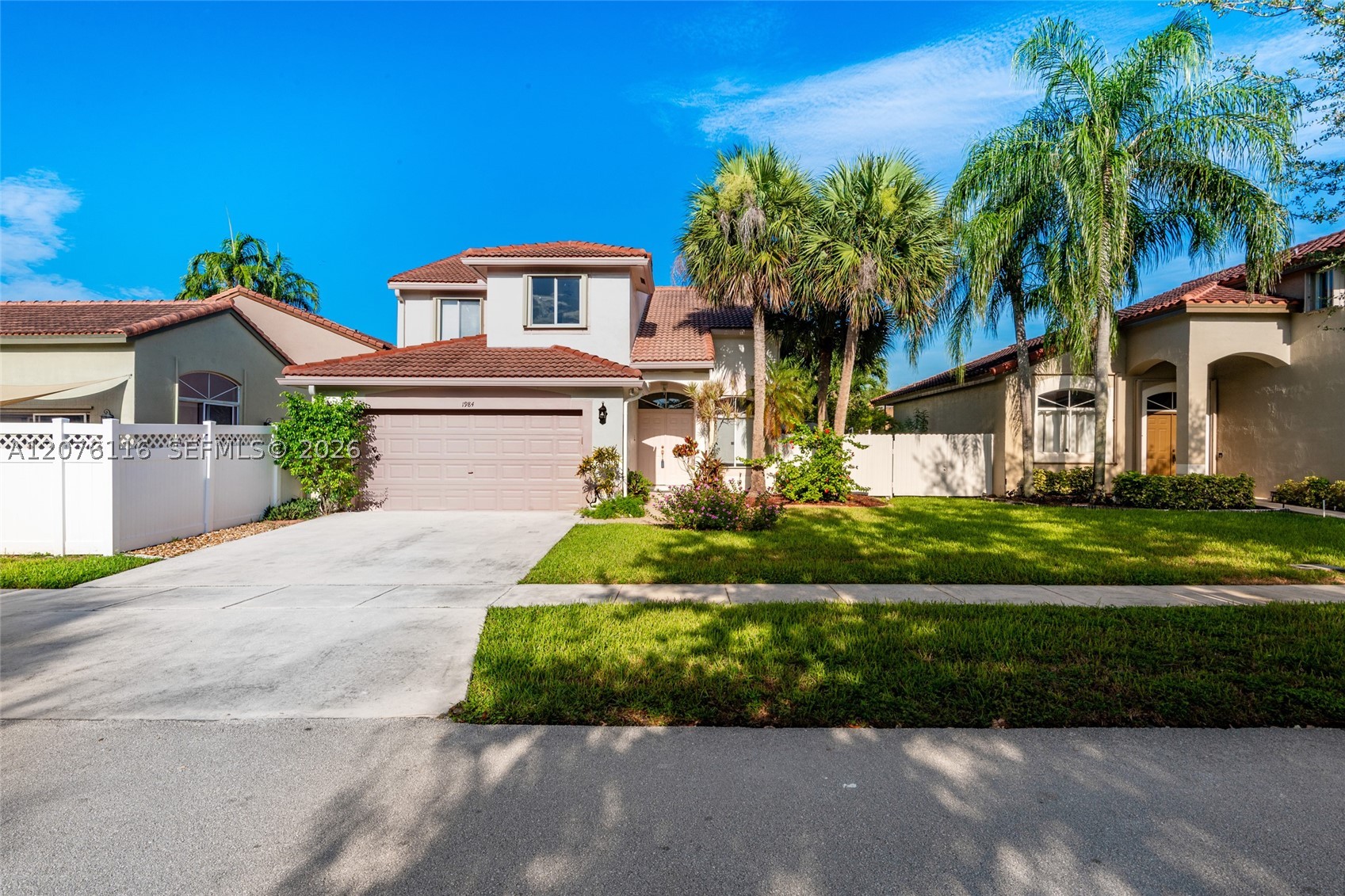 Pembroke Pines photo 2