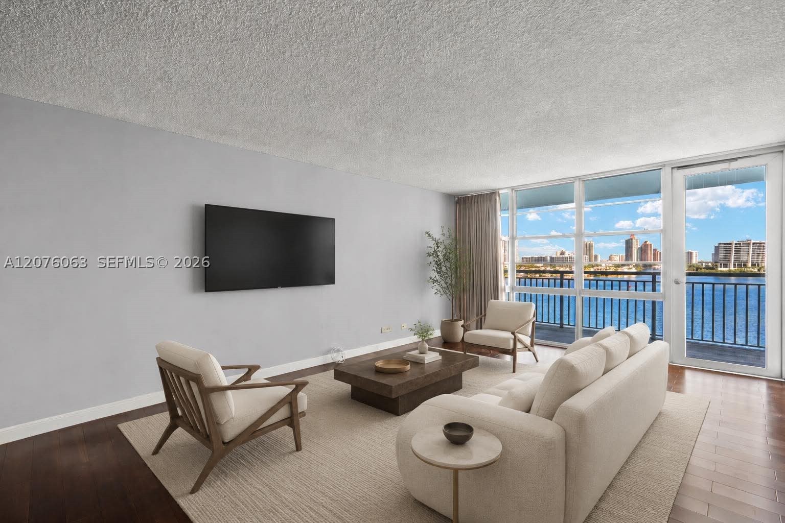 Sunny Isles Beach photo 2