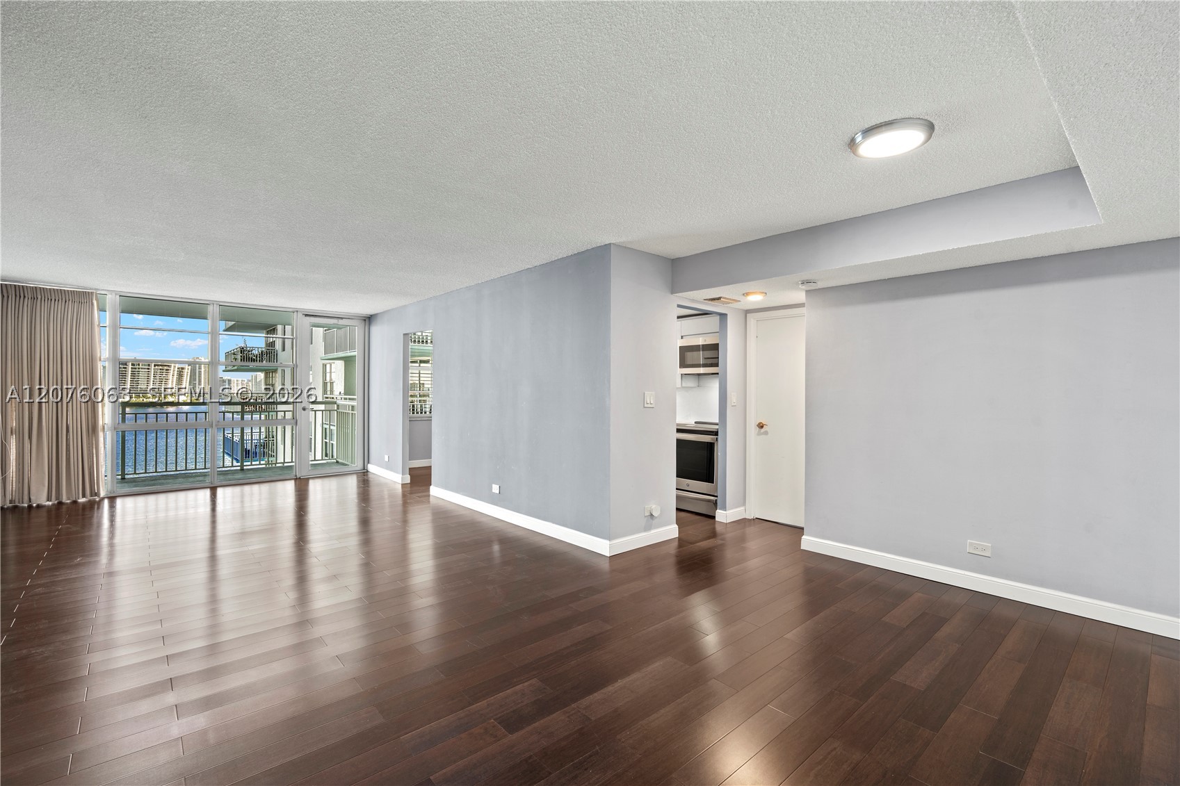 Sunny Isles Beach photo 4