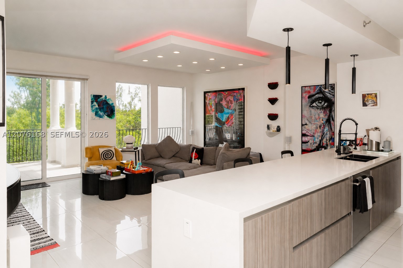 Aventura photo 3