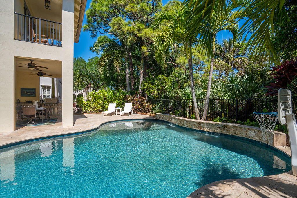 Palm Beach Gardens photo 2