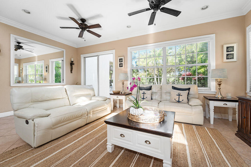 Palm Beach Gardens photo 3