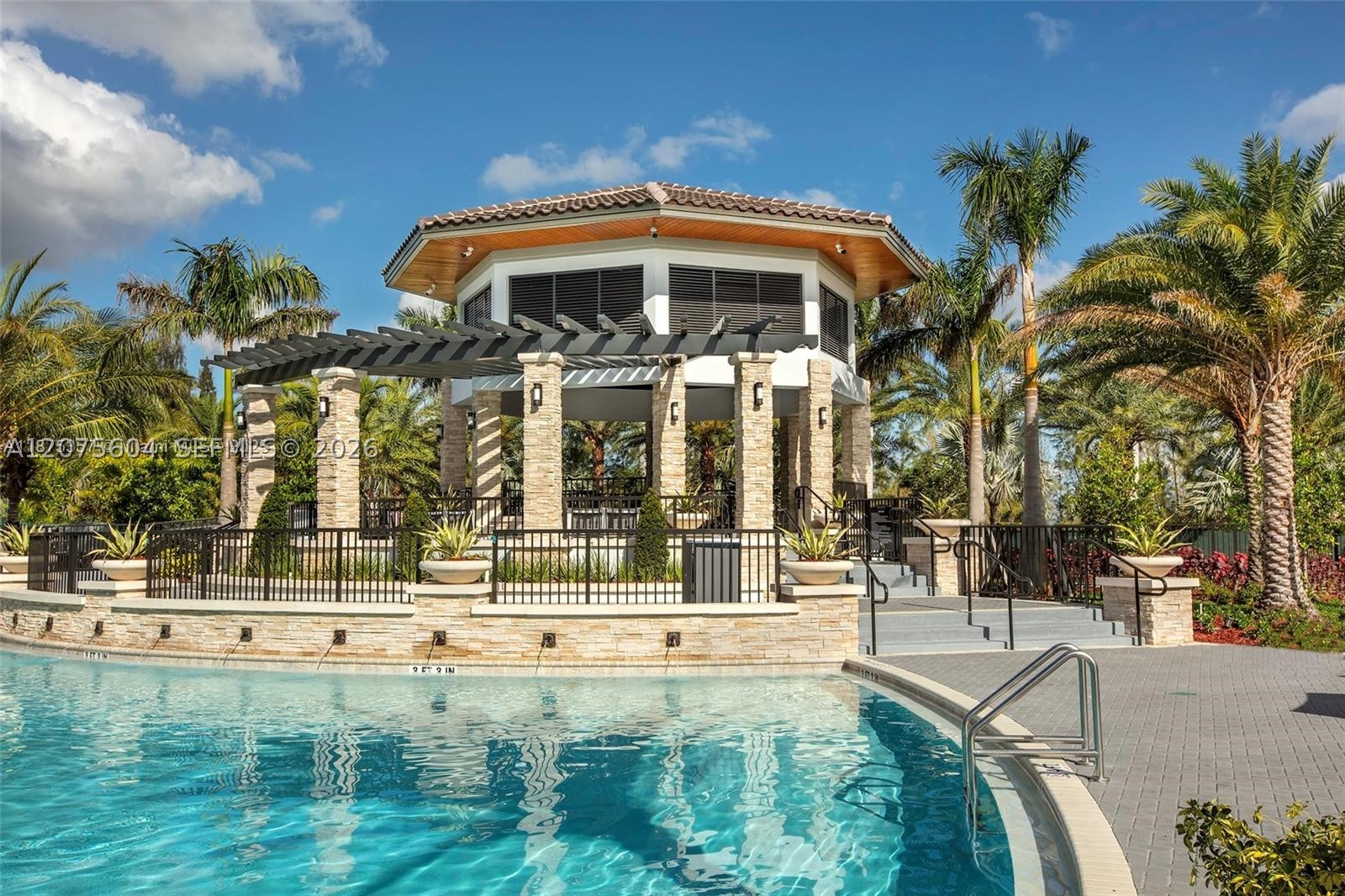 Doral photo 4