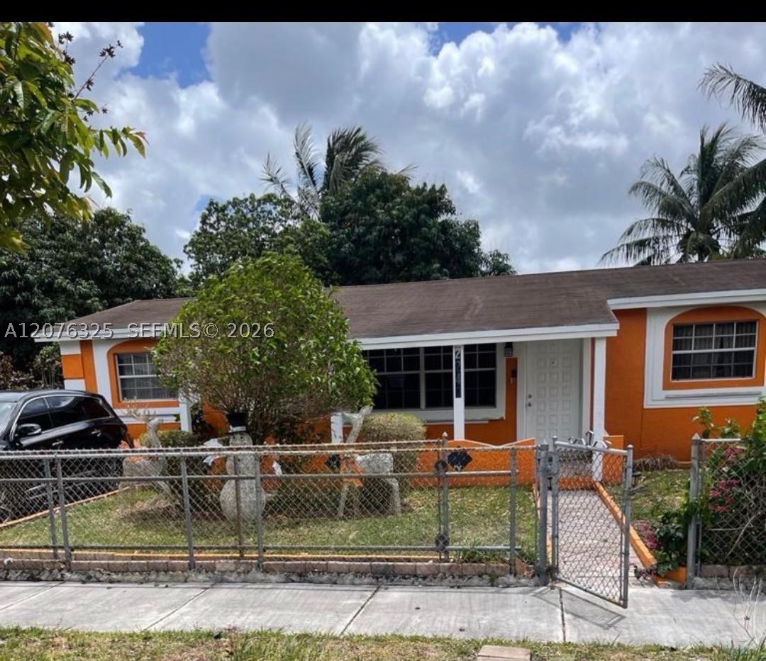 Miami Gardens photo 1