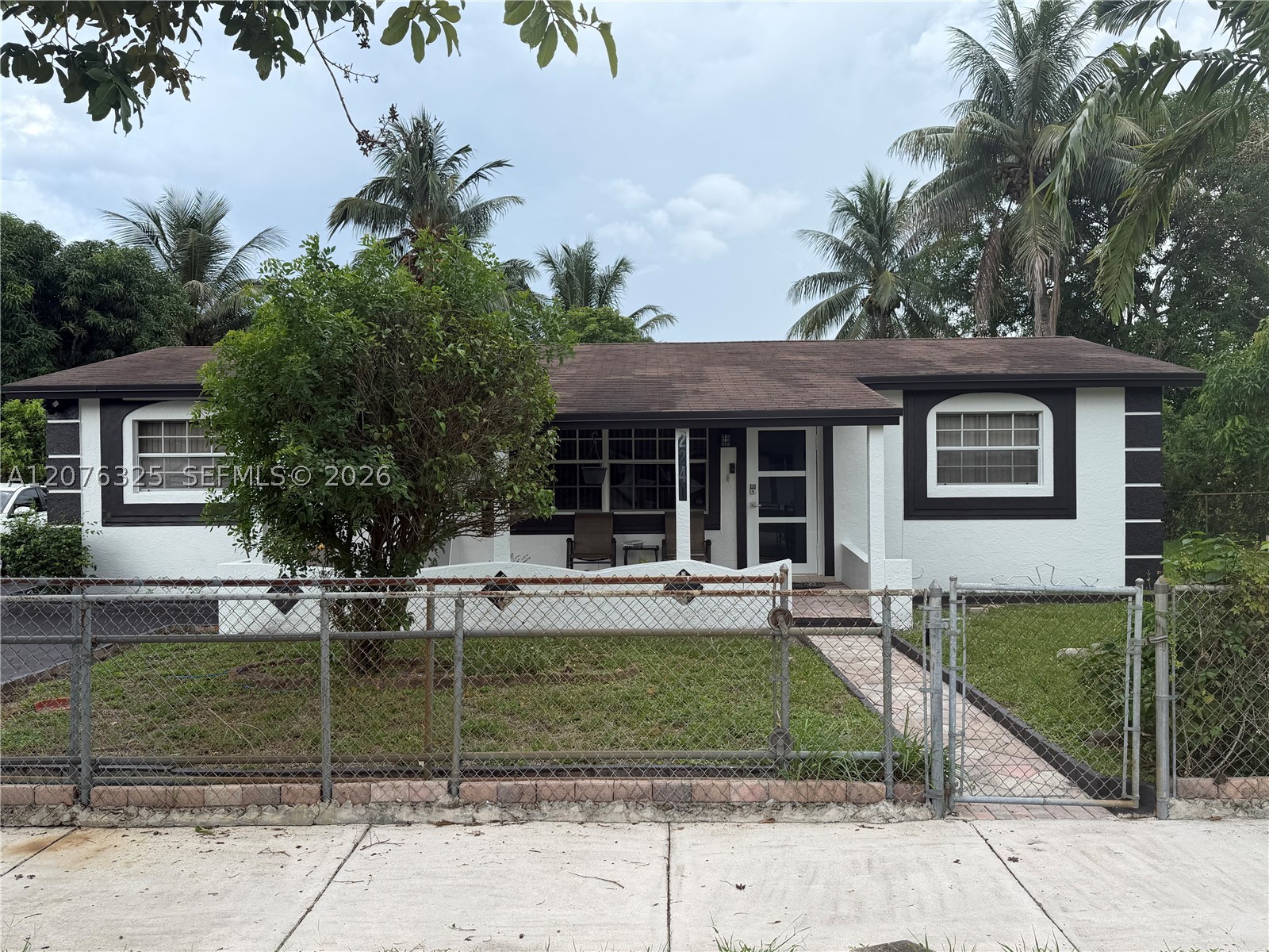 Miami Gardens photo 3