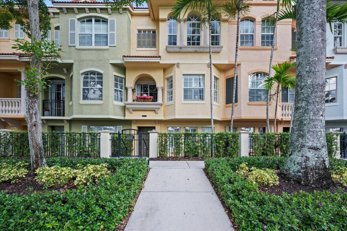 Palm Beach Gardens photo 3