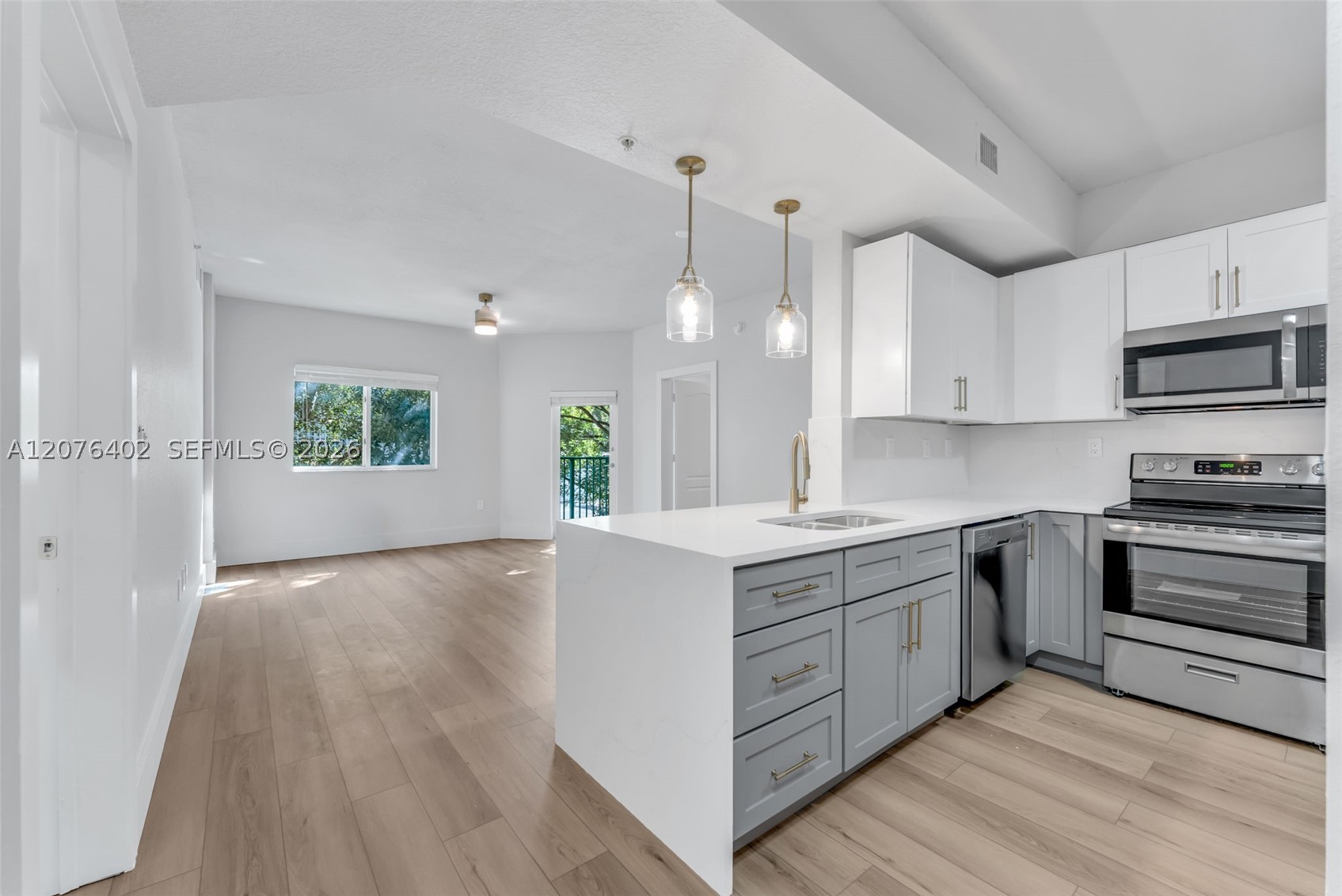 South Miami photo 5