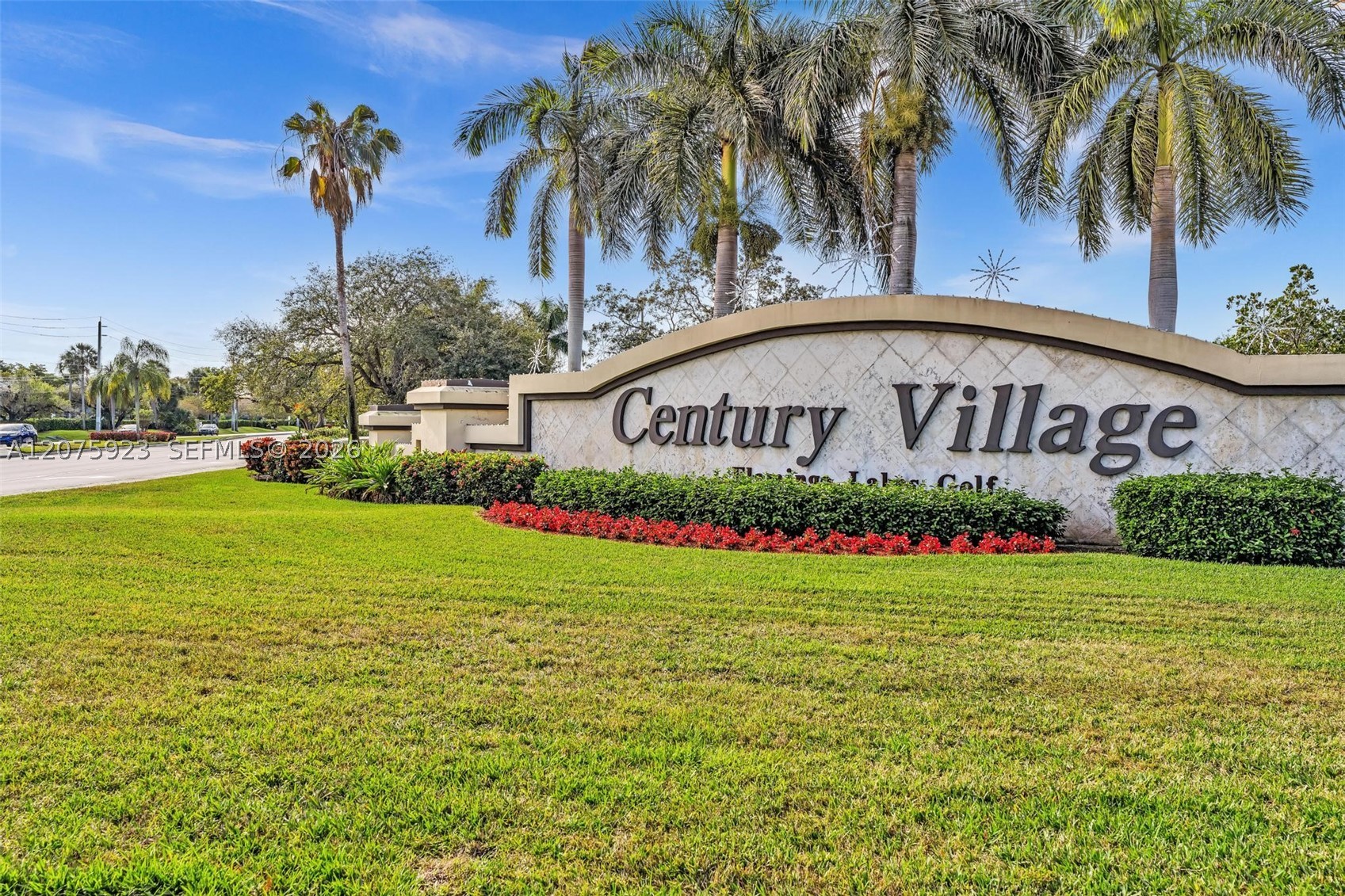 Pembroke Pines photo 1