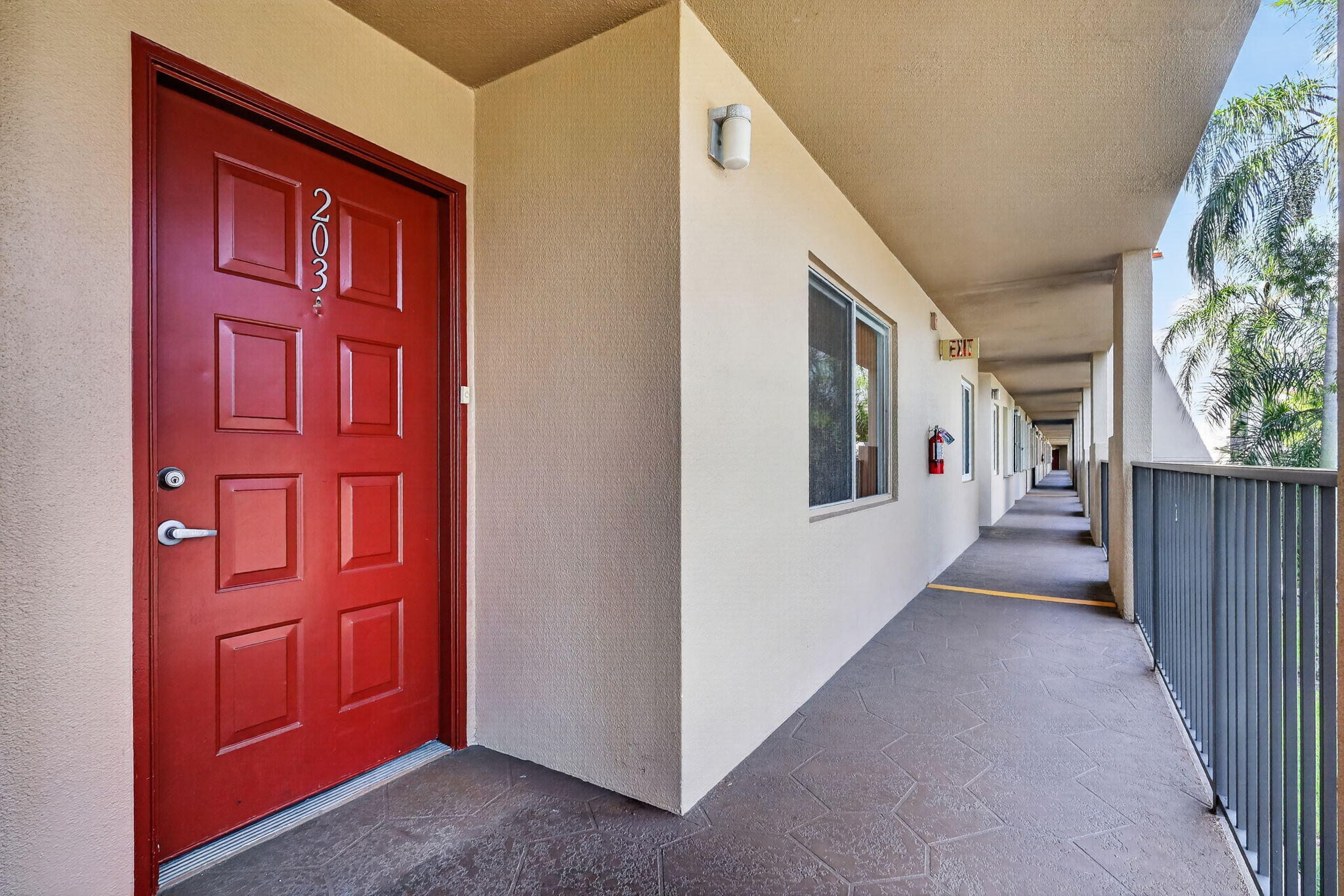 Pembroke Pines photo 4