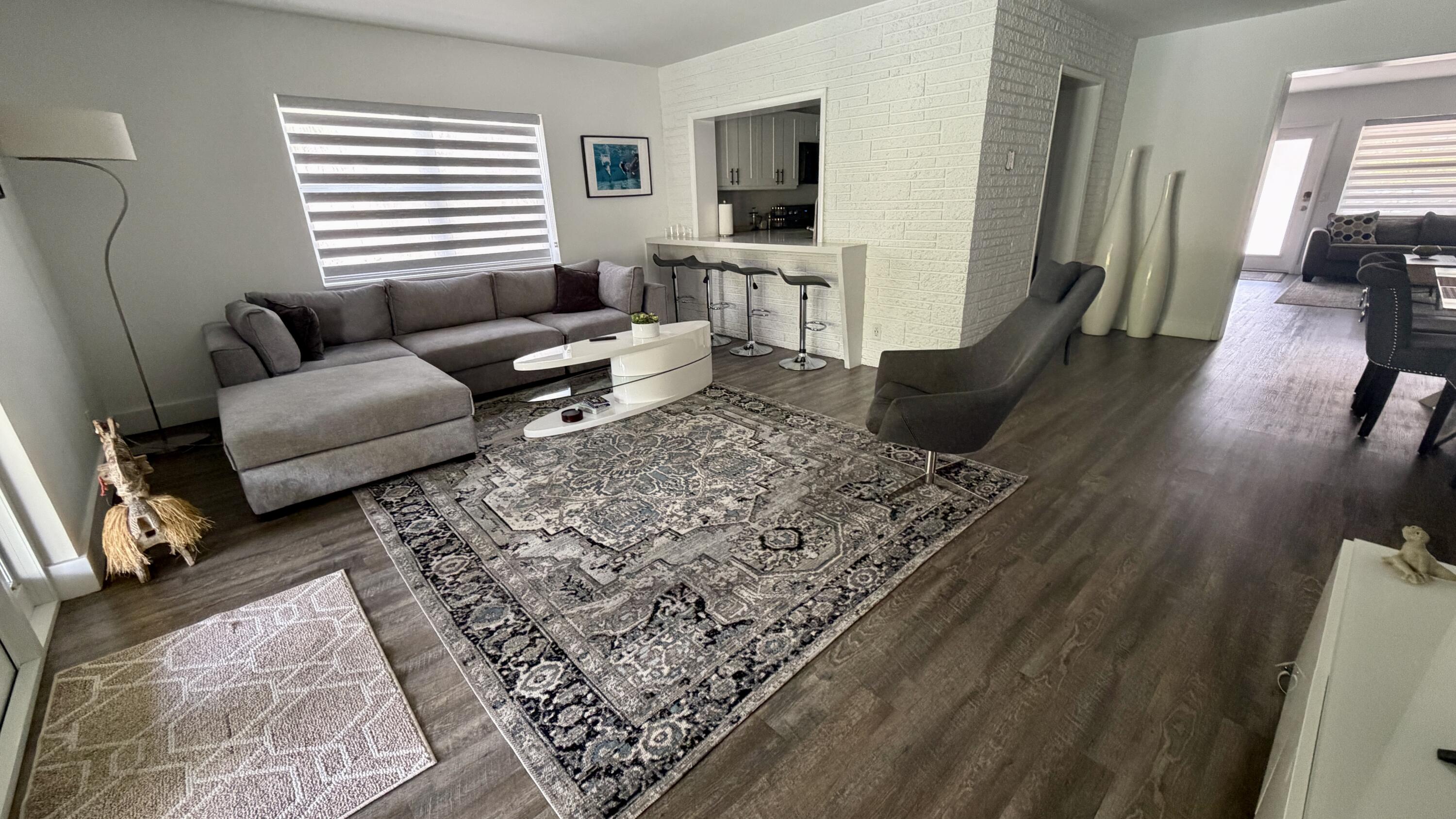 Wilton Manors photo 5