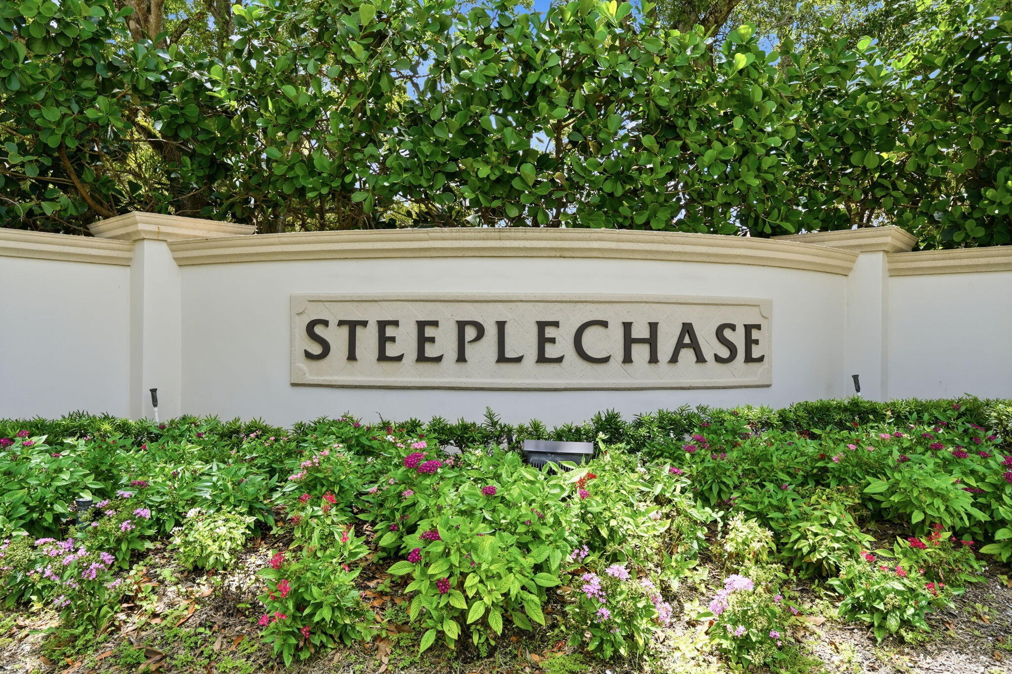 Palm Beach Gardens photo 1