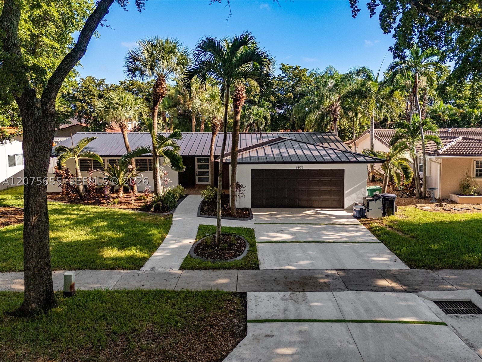 Miami Lakes photo 1