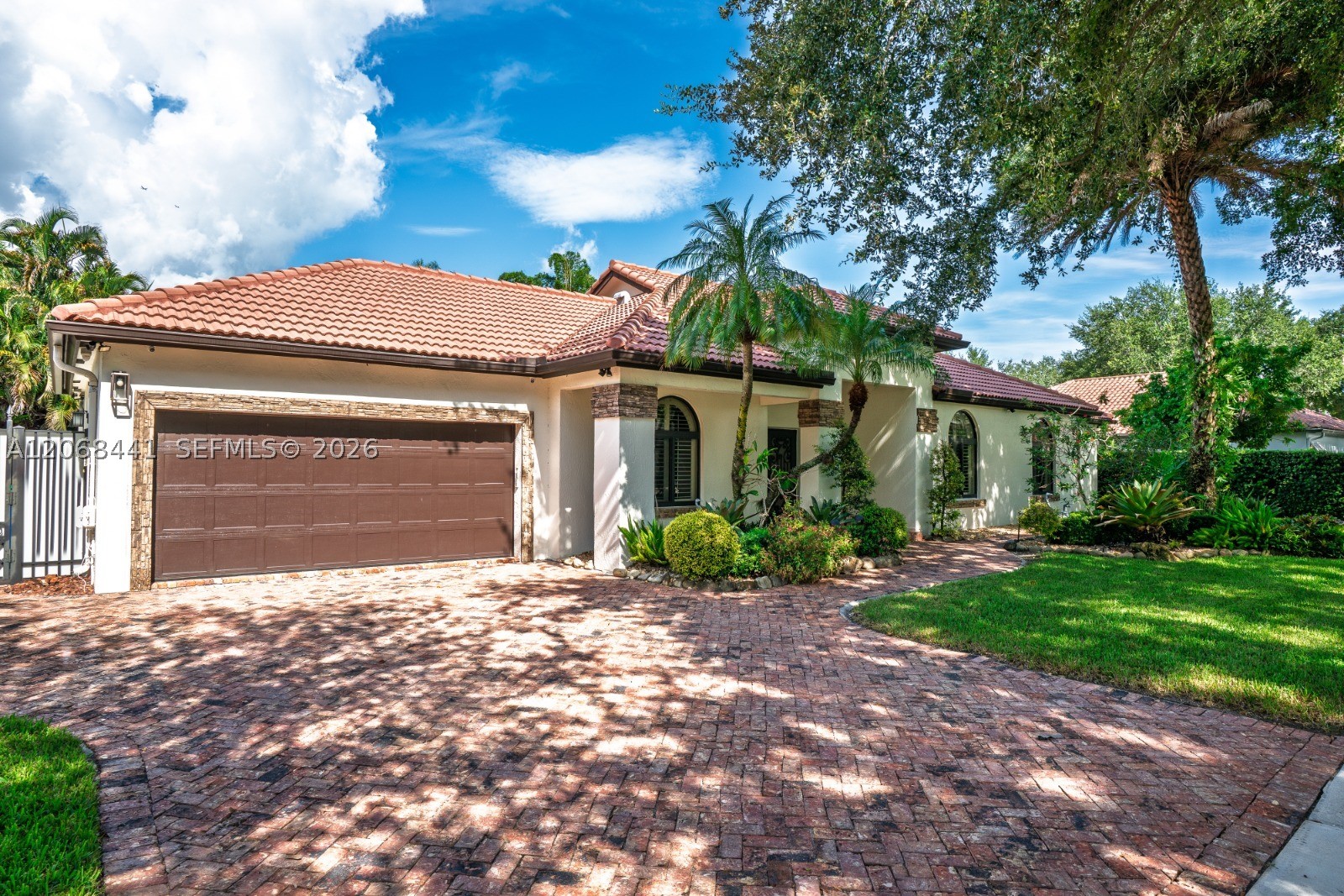 Miami Lakes photo 2