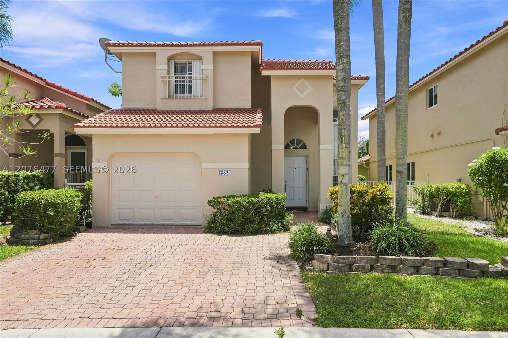 Pembroke Pines photo 1