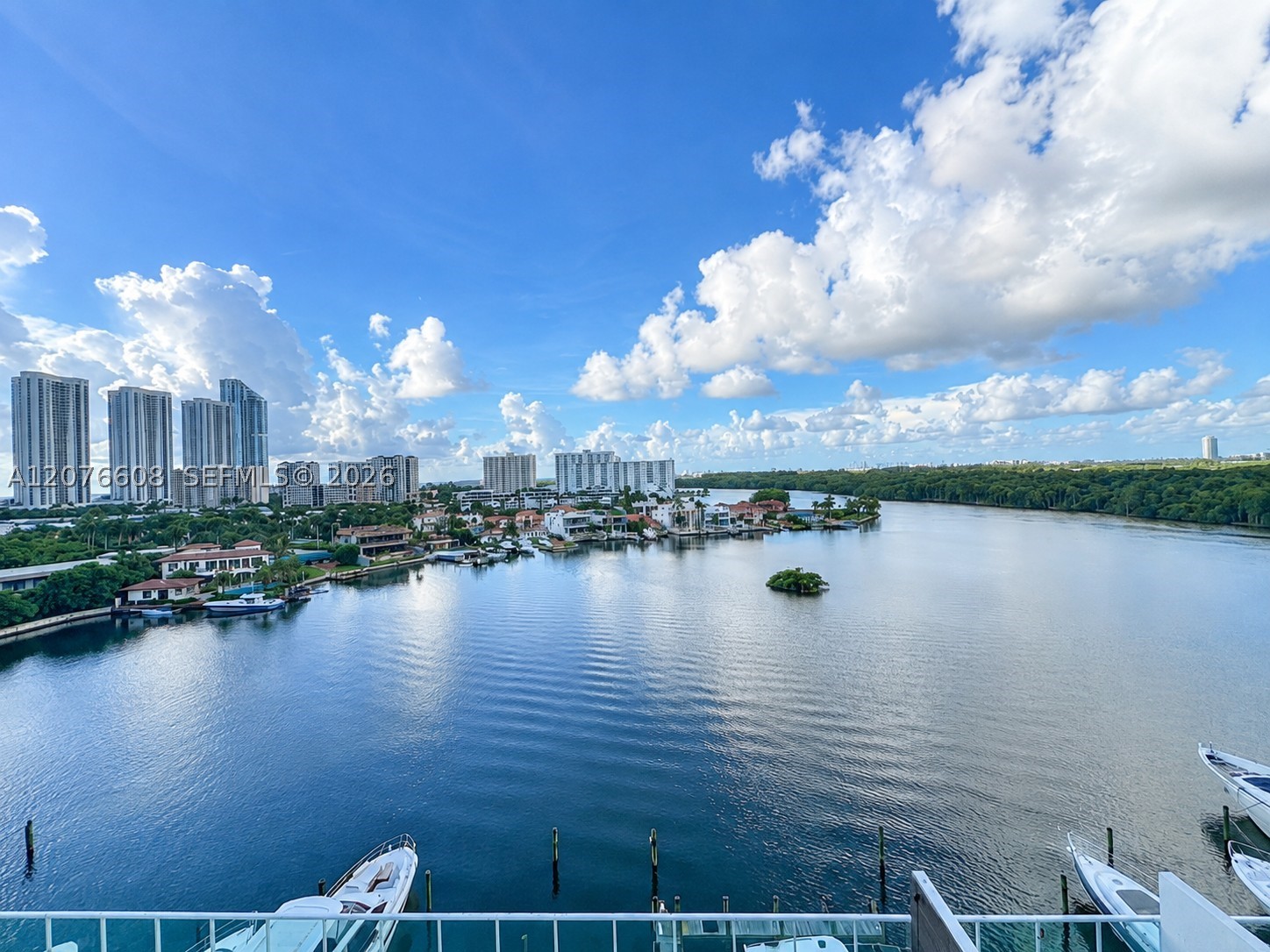 Sunny Isles Beach photo 2