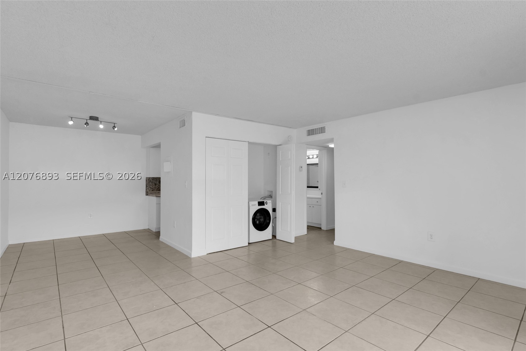 Miami Lakes photo 2